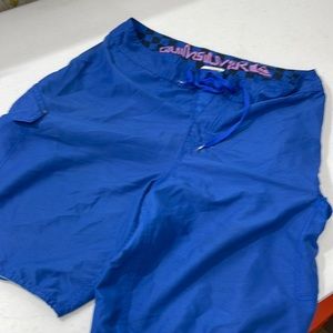 Quicksilver trunks 32